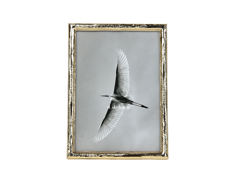 Metal decorative photo frames (12)